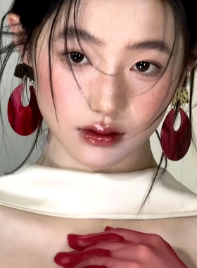水舞H2221 康康老师同款红色晕染U形耳钉小众气质新娘耳环耳饰品