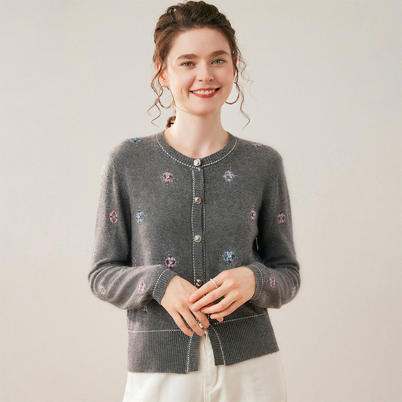 秋冬圆领山羊绒开衫女小香风拼色钉珠毛衣宽松镶钻外套羊毛衫上衣,淘宝优惠券,粉丝福利购,淘宝优惠卷