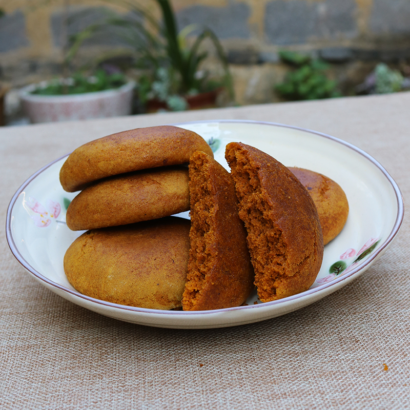 麻依食品厂小荞饼云南特产豆沙月饼早餐整箱荞麦饼荞三香休闲零食-图2