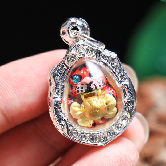 Амулет Будды в Таиланде, авторитетный тигр, тигровое объятие, сахарное ожерелье, кулон