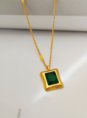 铜镀真金级感复古祖母绿色方形吊坠项链小众夏季新款锁骨链242