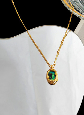 铜镀真金复古祖母绿色几何吊坠项链个性不规则贝壳颈链锁骨链T68