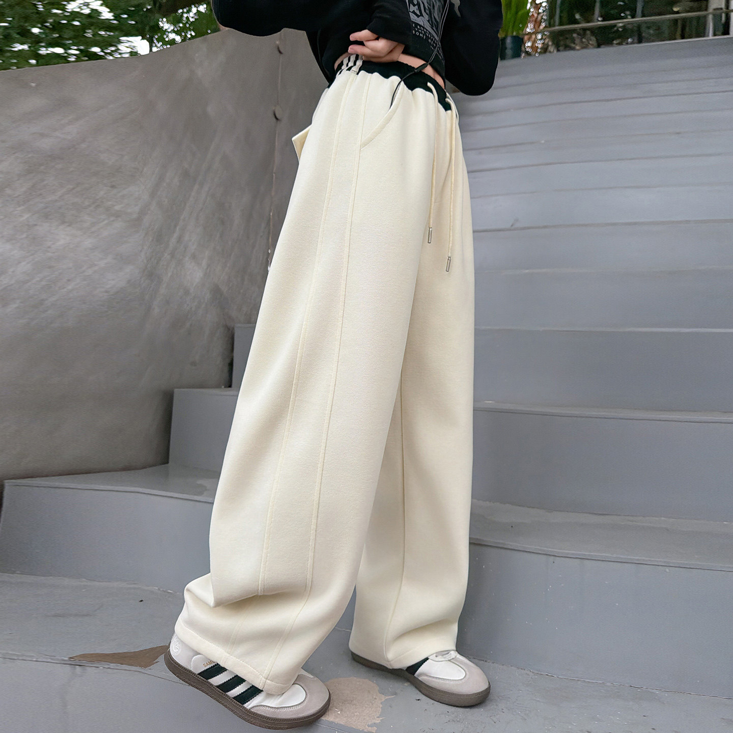 女童裤子春季2026新款洋气儿童运动卫裤中大童女孩春装休闲弯刀裤,淘宝优惠券,粉丝福利购,淘宝优惠卷