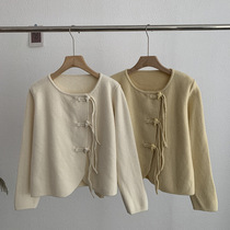 2023 winter clothing Chinese style national wind flow suo horn buckle sweater jacket temperament 100 lap irregular knit cardiovert blouse