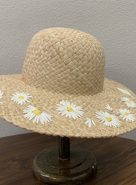 手工编织雏菊花朵圆顶拉菲草帽子女夏天田园风防晒遮阳帽沙滩帽潮