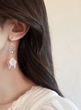 波西米亚风粉色流苏花瓣珍珠耳钉