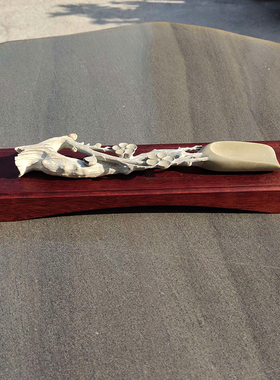 端砚石雕梅花茶勺工艺品