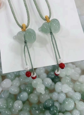 天然天山翠葫芦福禄吊坠项链女款锁骨链送女友礼物翡翠葫芦平替