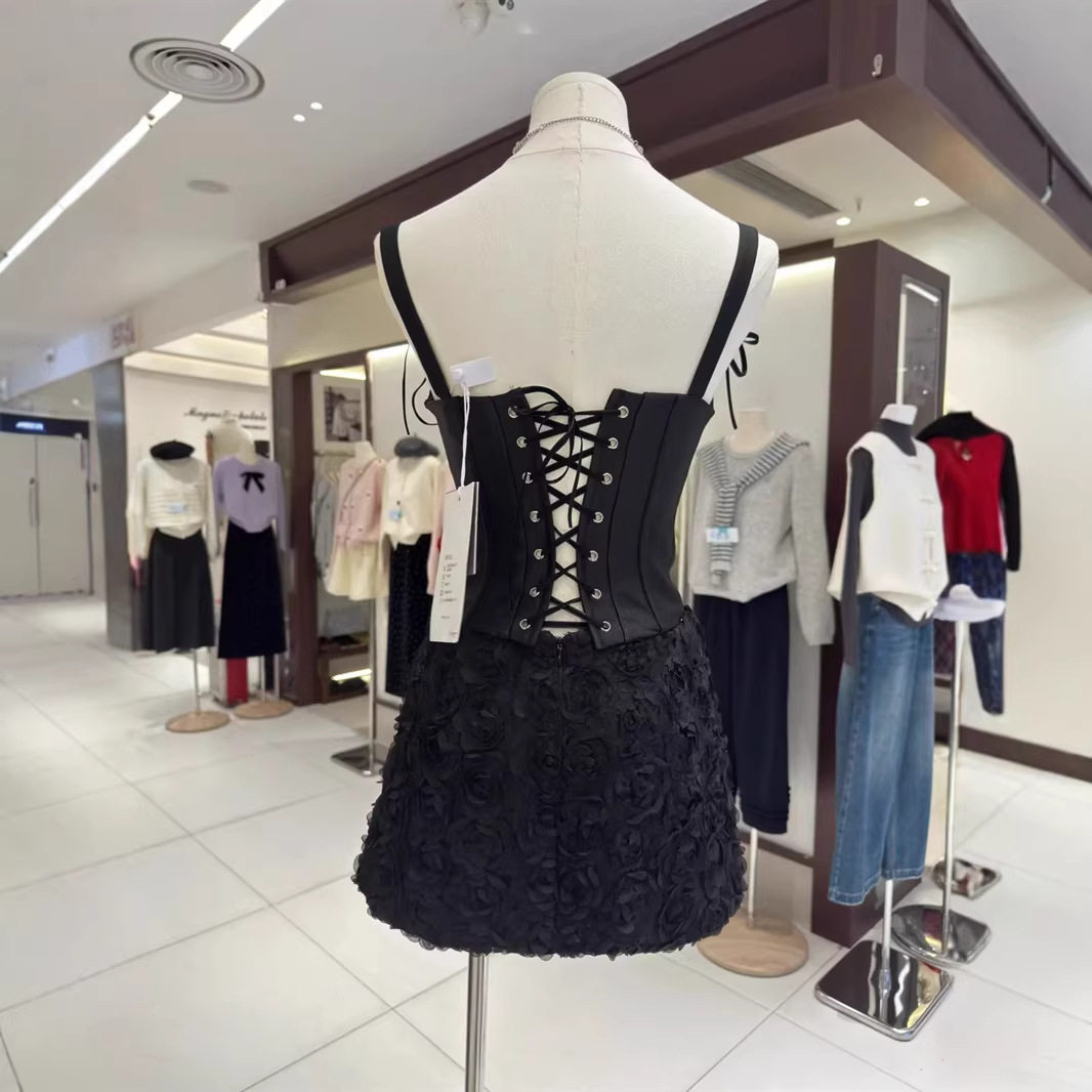 时尚吊带鱼骨拼接玫瑰花绑带抹胸上衣+A字半身裤裙2件套装0115,淘宝优惠券,粉丝福利购,淘宝优惠卷