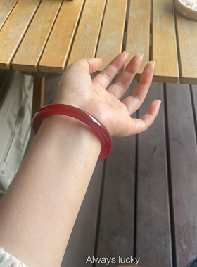 天然巴西红玛瑙本命年玉髓手镯女