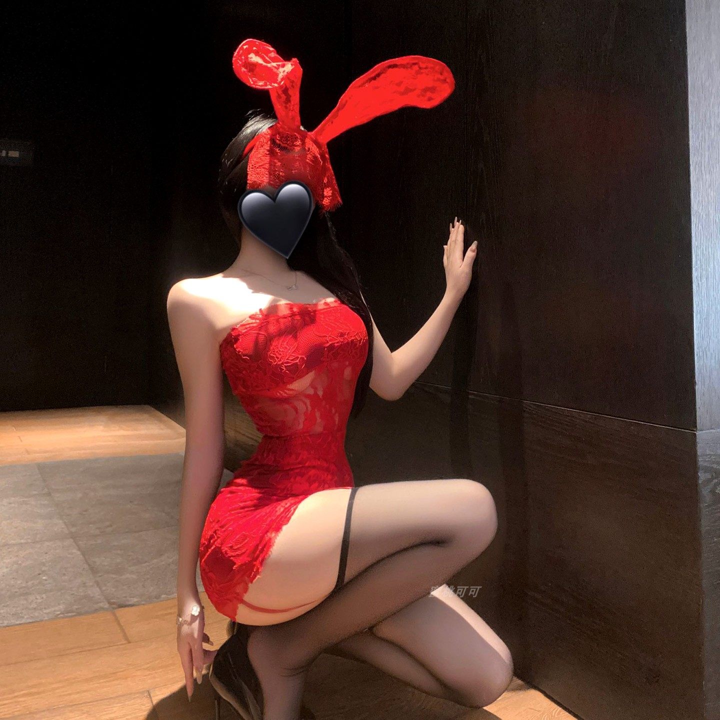 辣妹高级感红色蕾丝抹胸包臀裙短款性感纯欲风修身显瘦连衣裙qqny,淘宝优惠券,粉丝福利购,淘宝优惠卷