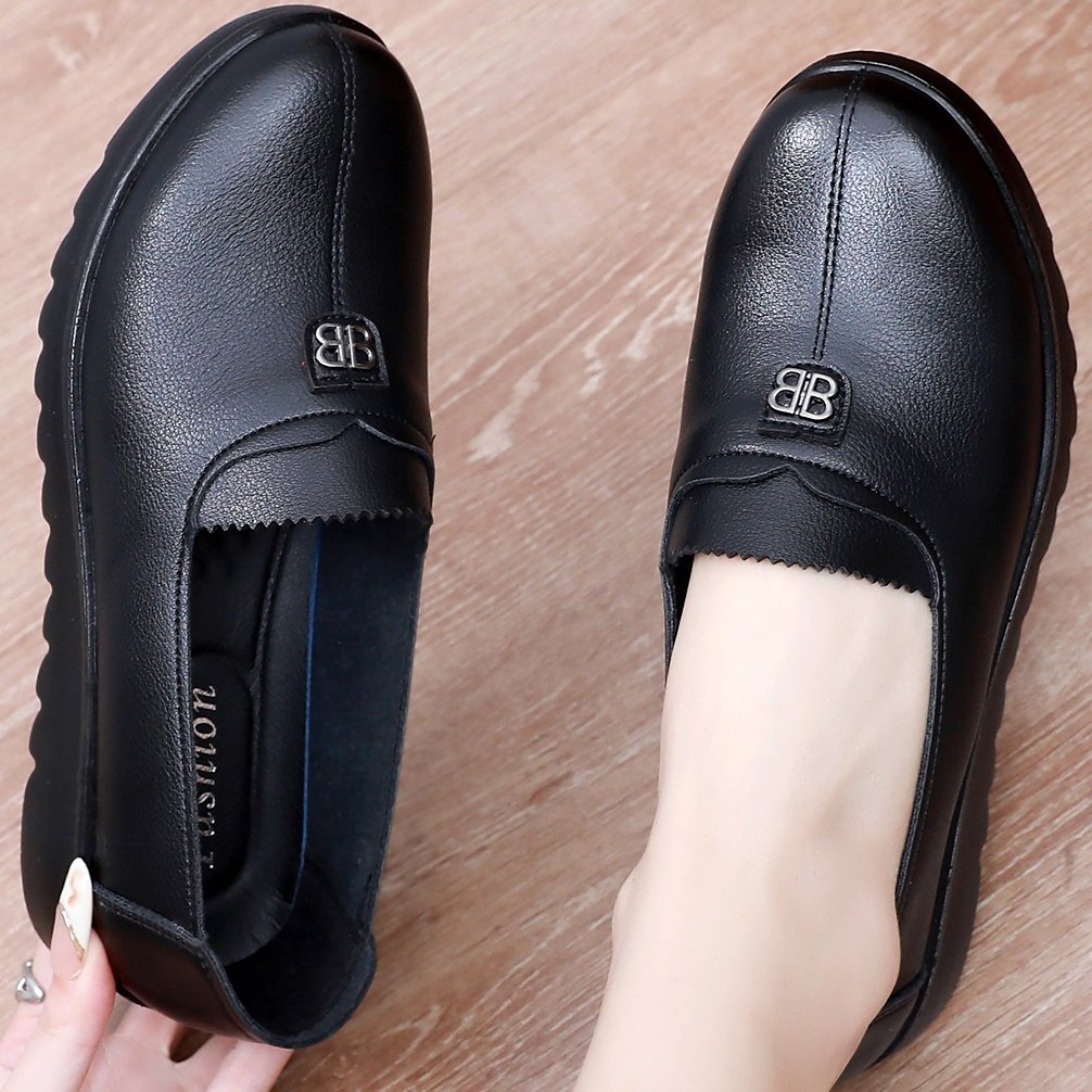 妈妈鞋软底舒适不累脚中老年女软皮鞋单鞋平底防滑休闲黑色上班鞋,淘宝优惠券,粉丝福利购,淘宝优惠卷