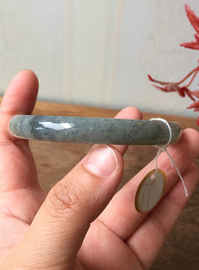 正品新疆且末料点墨青花正圆方镯