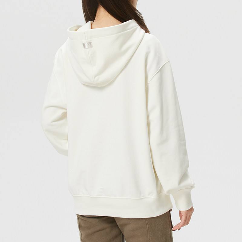 MLB unisex hooded sweatshirt is comfortable and stylish