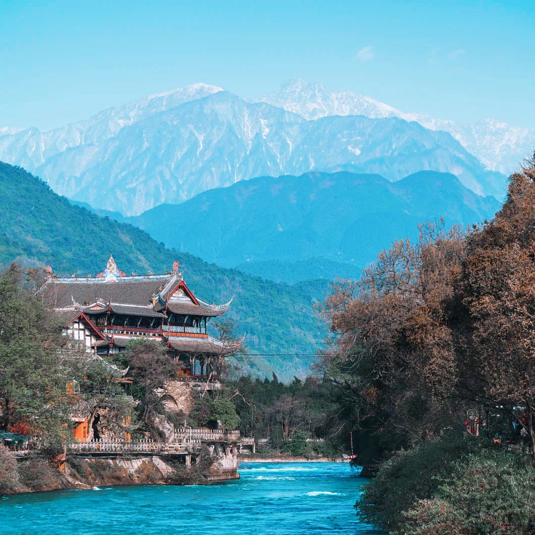 成都包车一日游都江堰青城山三星堆峨眉山四姑娘山川西环线多日游 - 图1