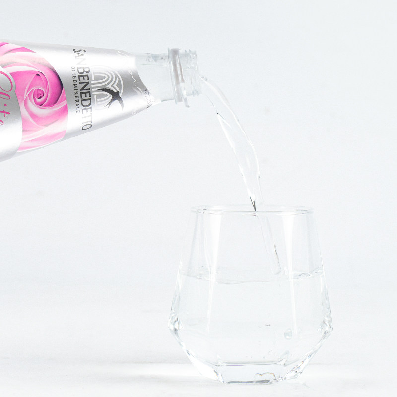 【自营】意大利圣碧涛天然水500mL*24瓶高端饮用水整箱囤货