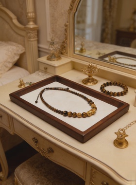 天然黄虎眼石六子真言项链搭配貔