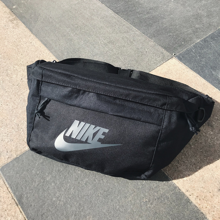 Nike Tech Hip Pack BA5751-010 男女潮流大斜挎包背包胸包BA5751