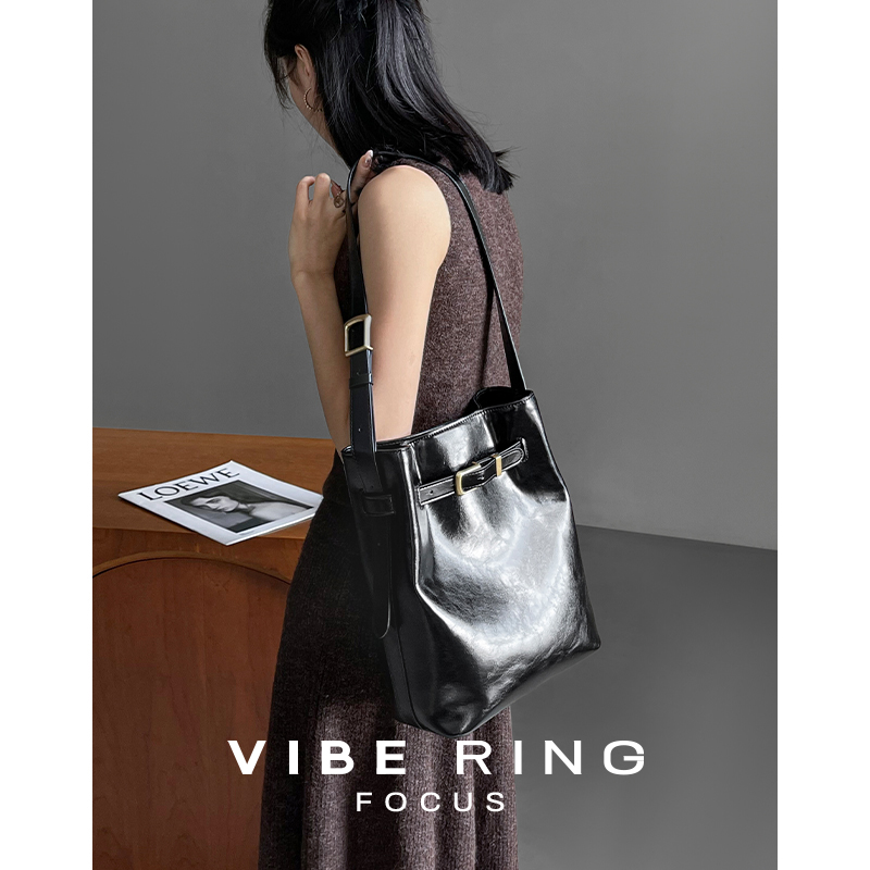 Vibe Ring/美拉德复古水桶包 小众洋气牛皮通勤百搭单肩斜挎桶包 - 图1