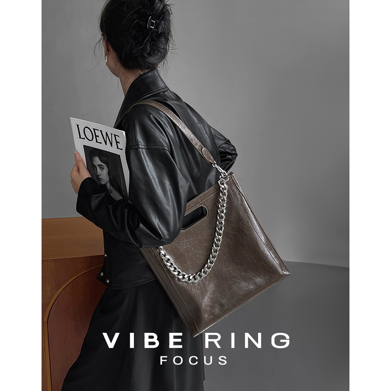 Vibe Ring/静奢风 极简手提链条托特包 头层油蜡牛皮通勤电脑大包 - 图2