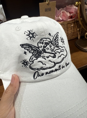 ONE MOMENT小天使刺绣白色休闲百搭棒球帽鸭舌帽 专柜正品不退换