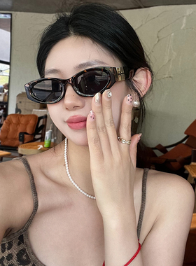 防UVA椭圆形欧美大字母太阳墨镜