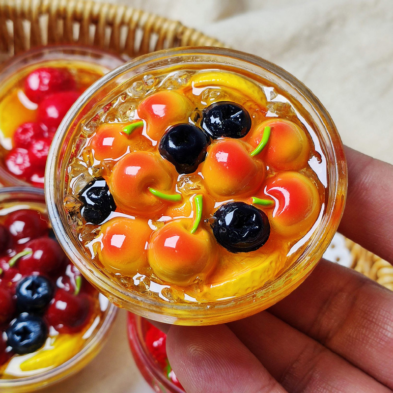 六件8折仿真甜品碗冰镇荔枝杨梅冰箱贴立体美食糖水磁吸装饰 - 图0