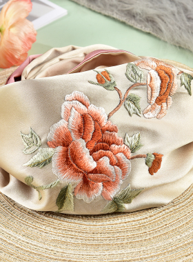 非遗蜀绣芙蓉真丝围巾送朋友礼品