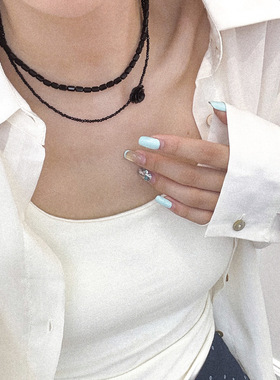 时尚精致气质黑玫瑰串珠项链配饰女轻奢小众高级感双层叠戴锁骨