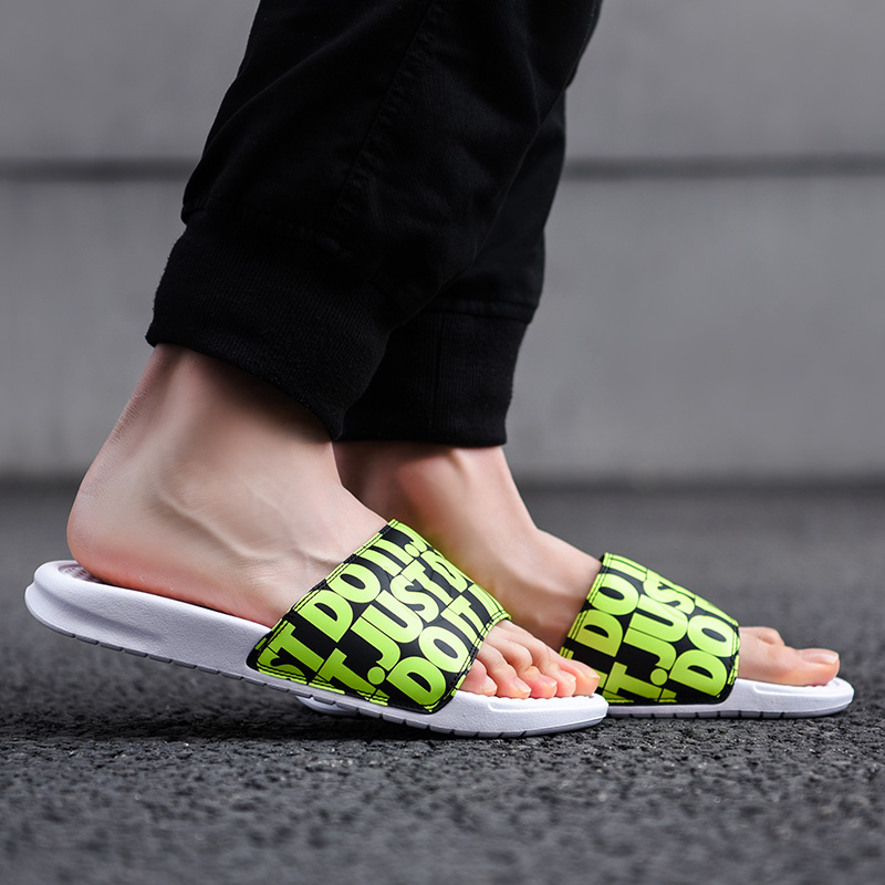 nike summer slippers