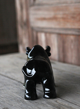 陶瓷招财牛办公室风水镇宅家居