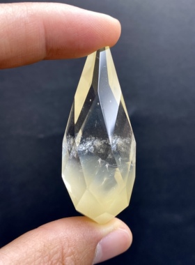 天然水晶 黄兔毛天使之泪灵摆吊坠 水滴原石刻面 挂坠 一物一图