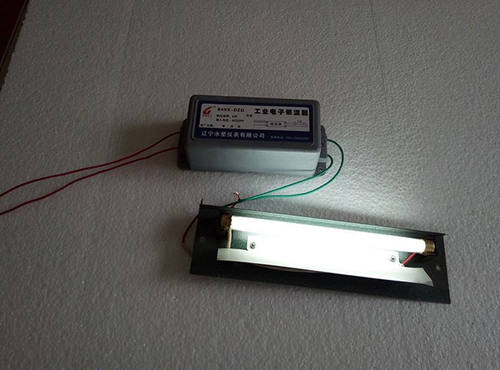 上海正品波力通品牌平头锅炉灯管水位计双色液位计灯管190mm36v6w - 图2