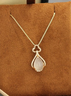 法式复古祖母绿仿玉髓项链锁骨链