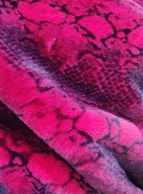 蛇纹人造毛印花小兔毛冬季服装面料儿童玩具保暖毛绒布摄影背景