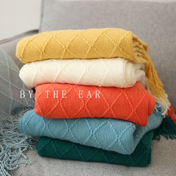 Simple ins style tassel blanket Nordic air conditioning blanket autumn and winter office nap blanket sofa small throw blanket knitted blanket