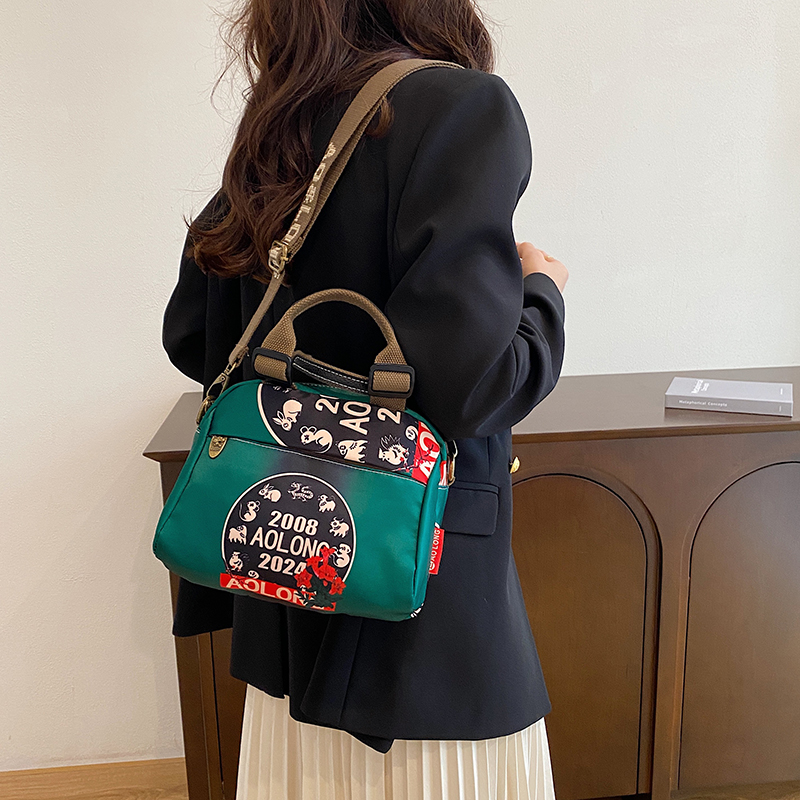 轻便牛津布包包女2025新款高级感时尚休闲女士斜挎包手提包拎包 - 图0