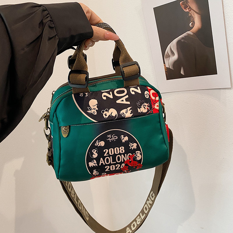 轻便牛津布包包女2025新款高级感时尚休闲女士斜挎包手提包拎包 - 图1