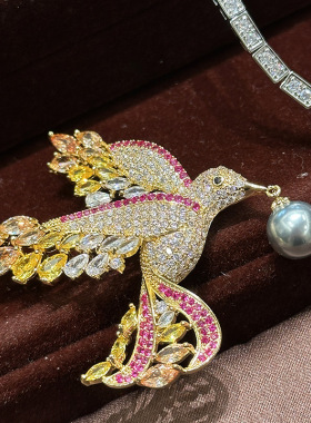 彩色喜鹊胸针高档女精致优雅小众胸花西服大衣别针女吉祥好运蜂鸟