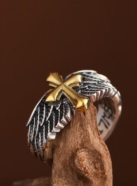 复古工艺小众设计十字架翅膀戒指