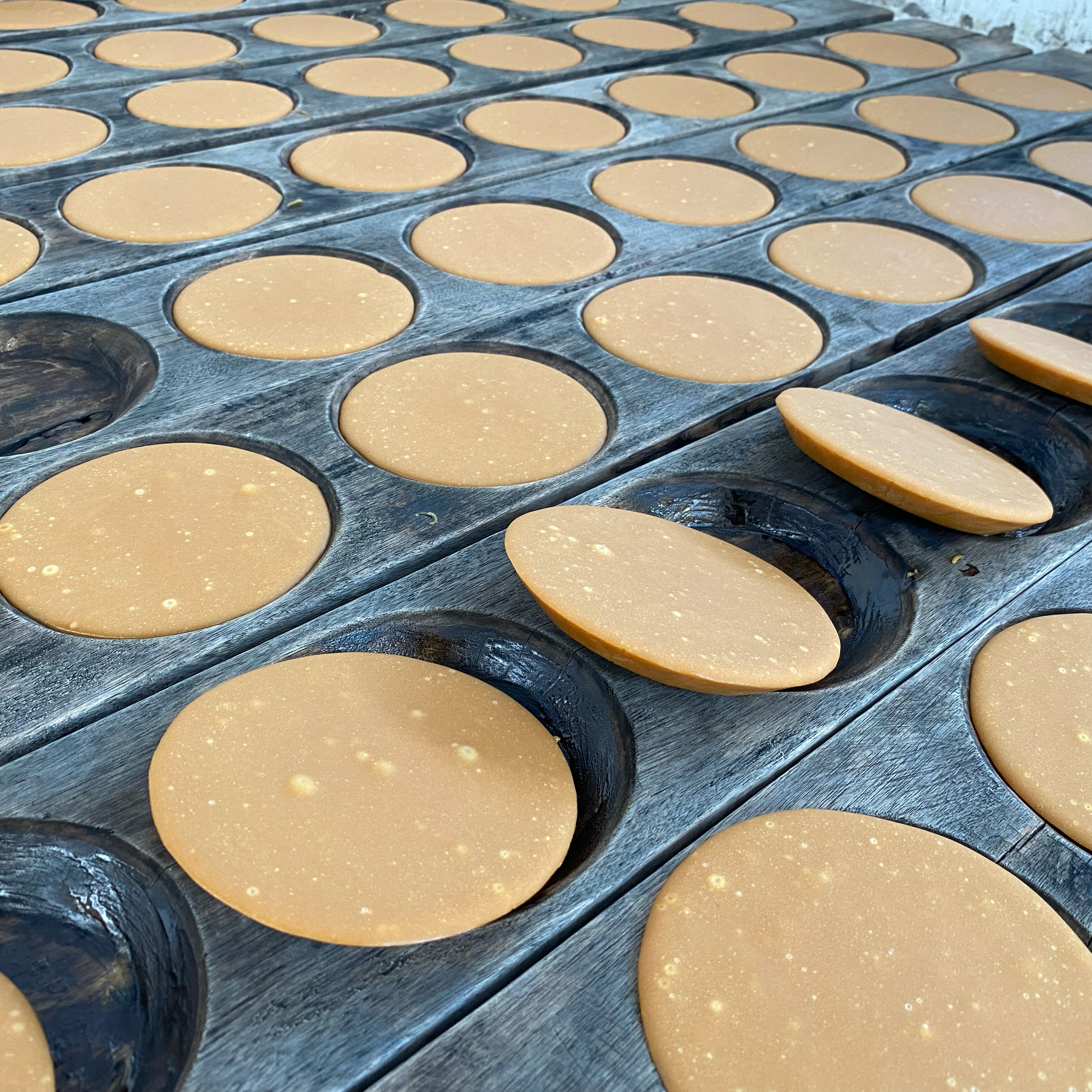 云南哀牢山傣族古法手工传统红糖纯甘蔗柴火熬零添加女性经期美食,淘宝优惠券,粉丝福利购,淘宝优惠卷