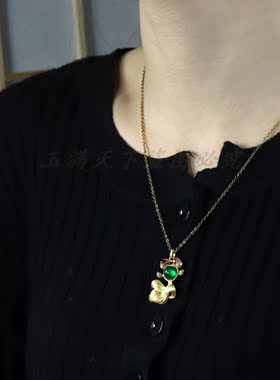天然高冰帝王绿玉髓玛瑙女鱼项链