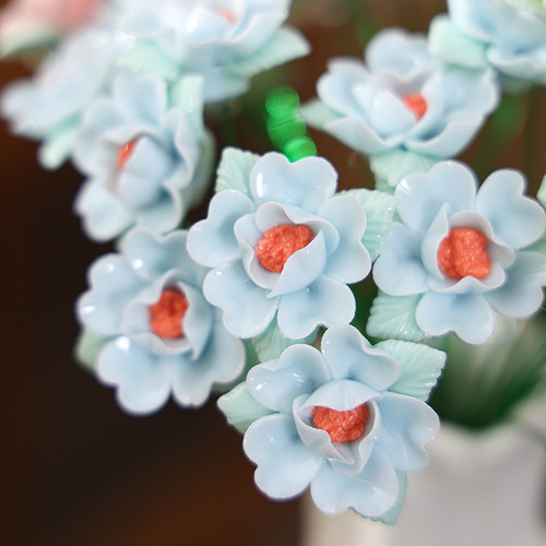 景德镇陶瓷玫瑰花枝仿真花永生花束插花瓶手工摆件装饰节日礼品 - 图3