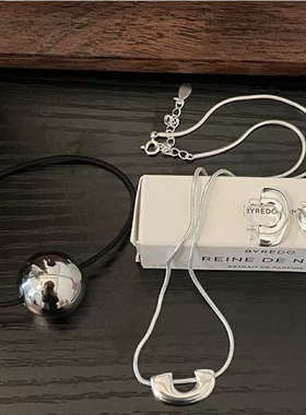 照片嘎嘎出片的发圈高级感银色