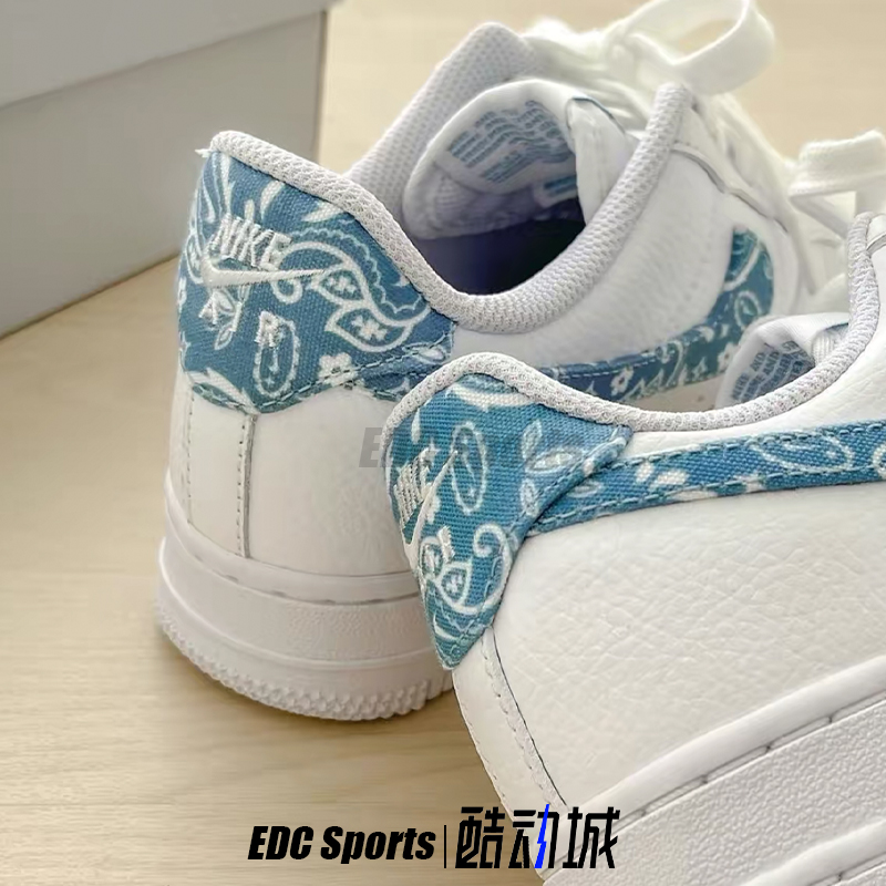 耐克Nike Air Force 1 白蓝腰果花AF1空军一号低帮女款板鞋DH4406 - 图1