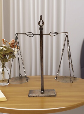 高雅美式风铁艺术天枰平衡器摆件