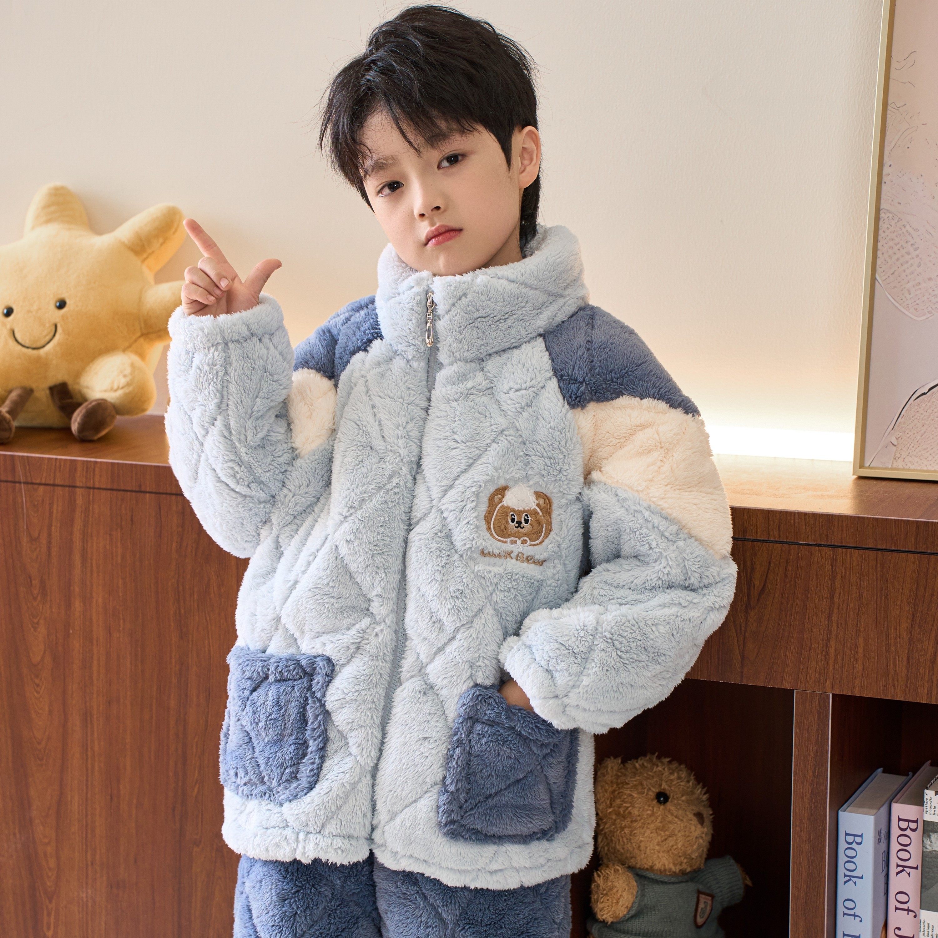 儿童睡衣冬季三层加厚夹棉法兰绒加厚男孩拉链立领中大童家居服,淘宝优惠券,粉丝福利购,淘宝优惠卷