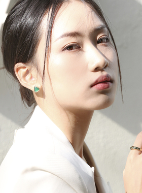 SOL DE VERANO蕃秀 戈雅狂想·绿橄榄耳环精致轻奢复古夸张送女