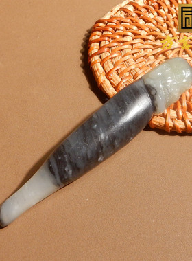 新疆意境青花籽料罗汉烟嘴手把件