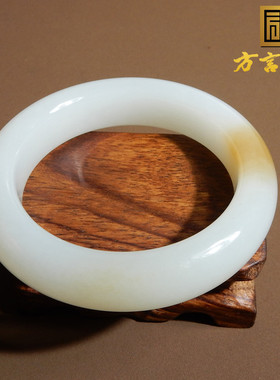 俄罗斯巴沙羊脂白玉糖5料5mm手镯